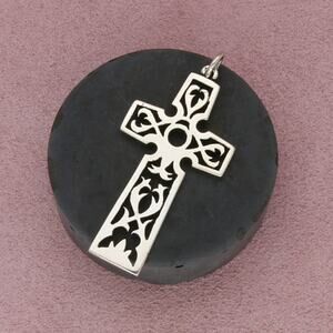 james avery sterling silver retired large desert openwork cross pendant